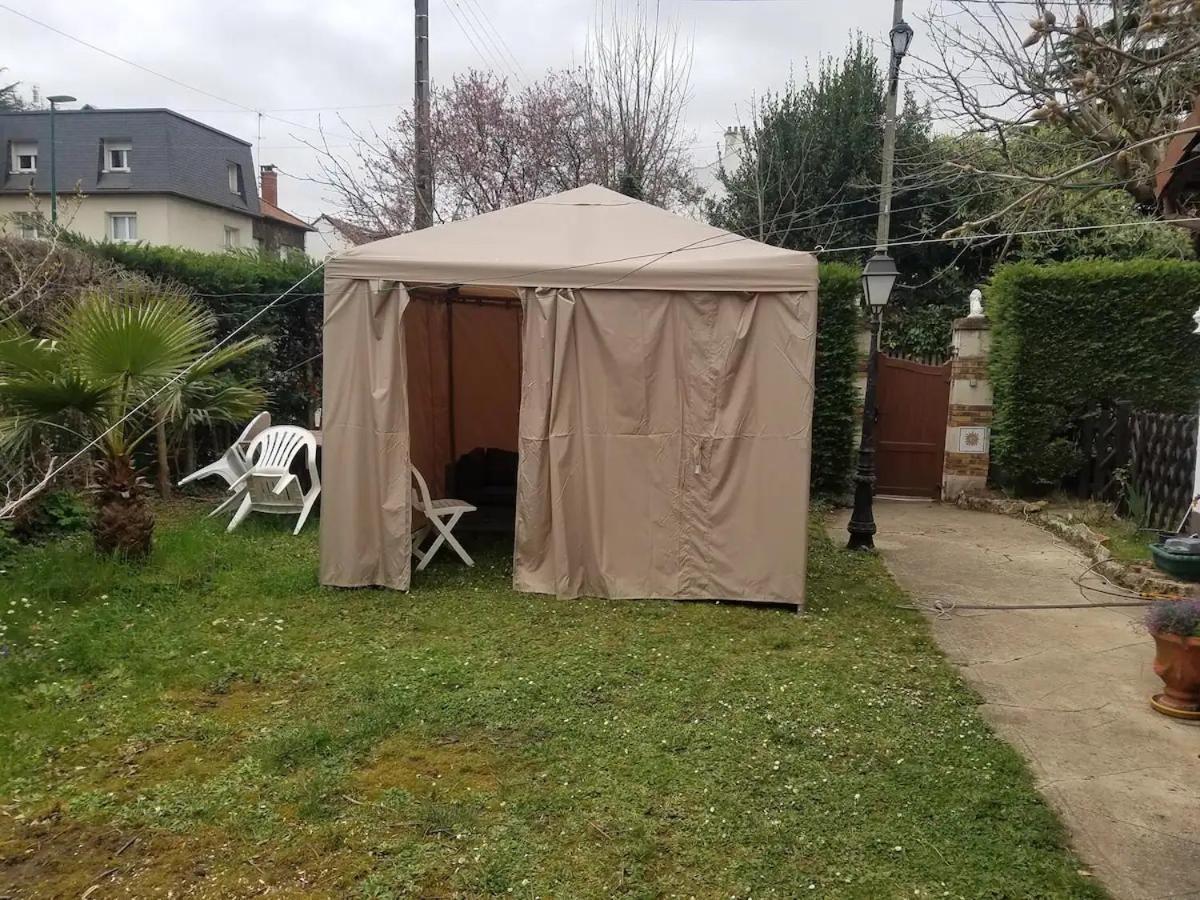 Normandy Cottage Gagny Exterior foto